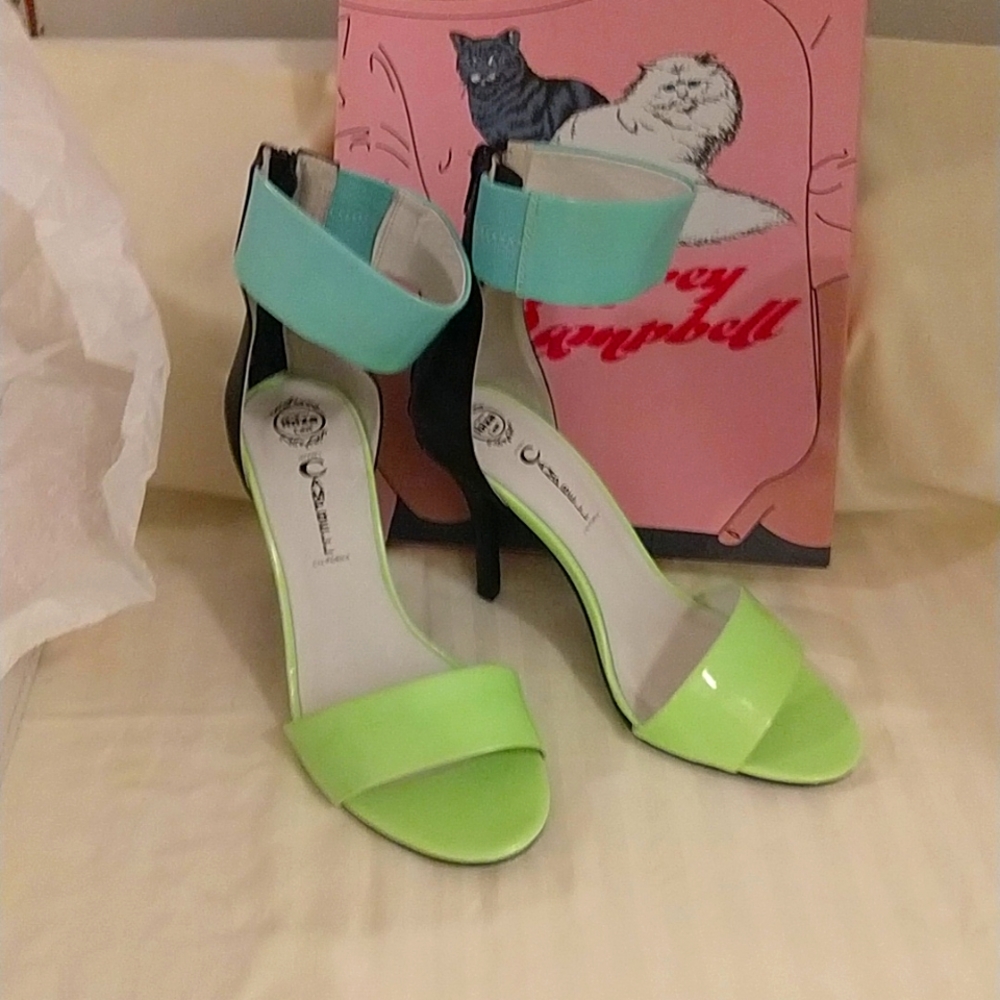 Jeffrey Campbell glow in the dark heels! Sz 7.5